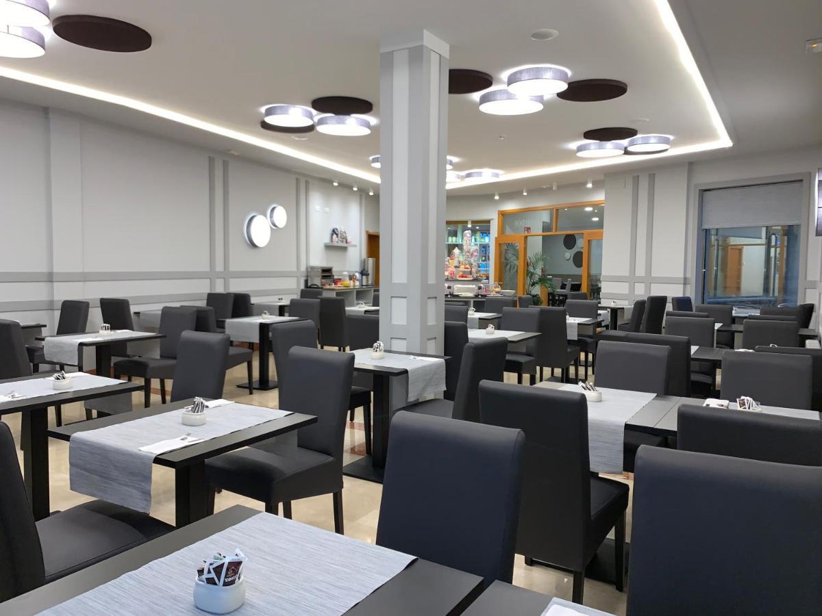 Hotel קומבארו מראה חיצוני תמונה
