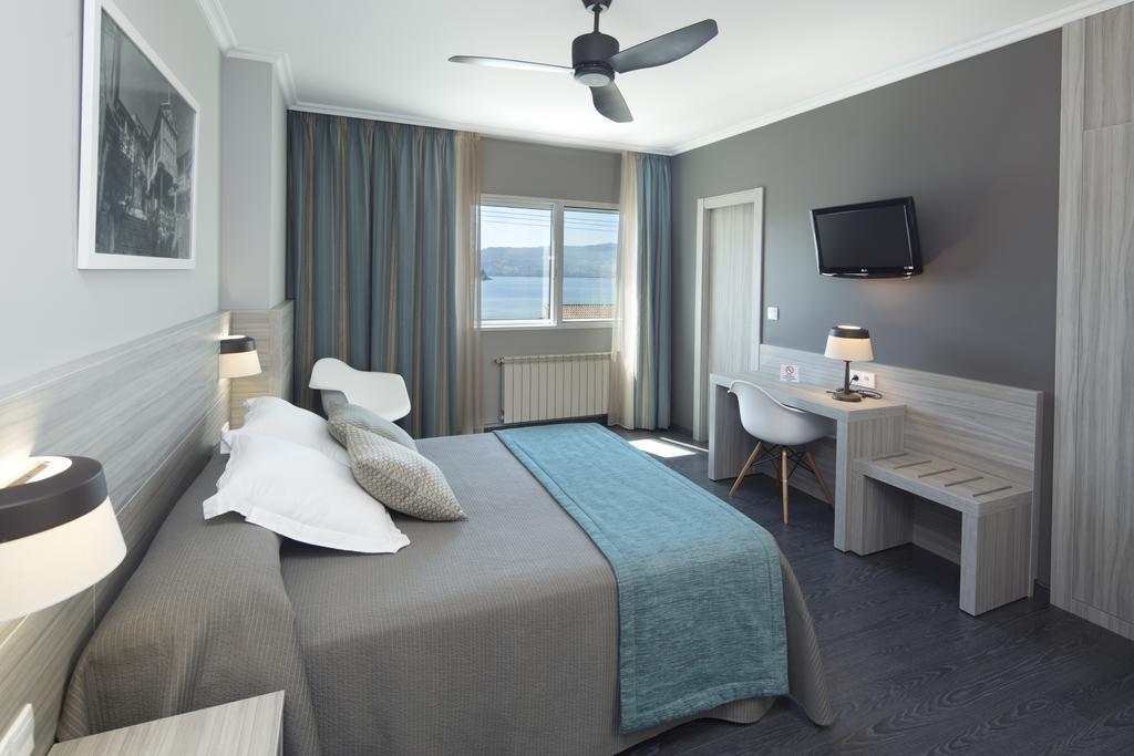 Hotel קומבארו חדר תמונה