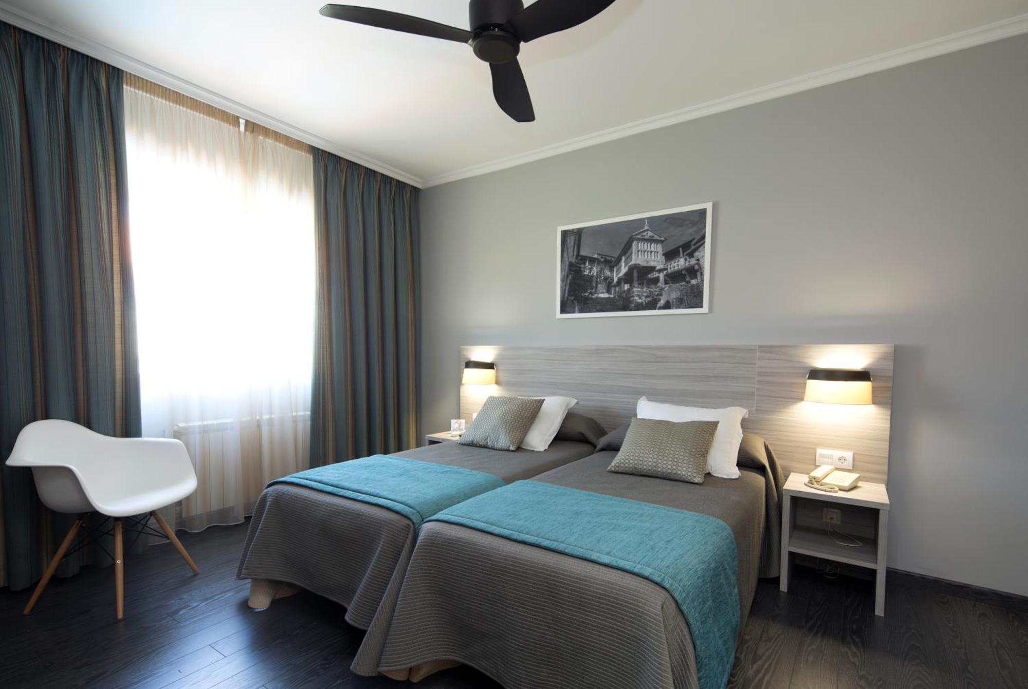 Hotel קומבארו מראה חיצוני תמונה